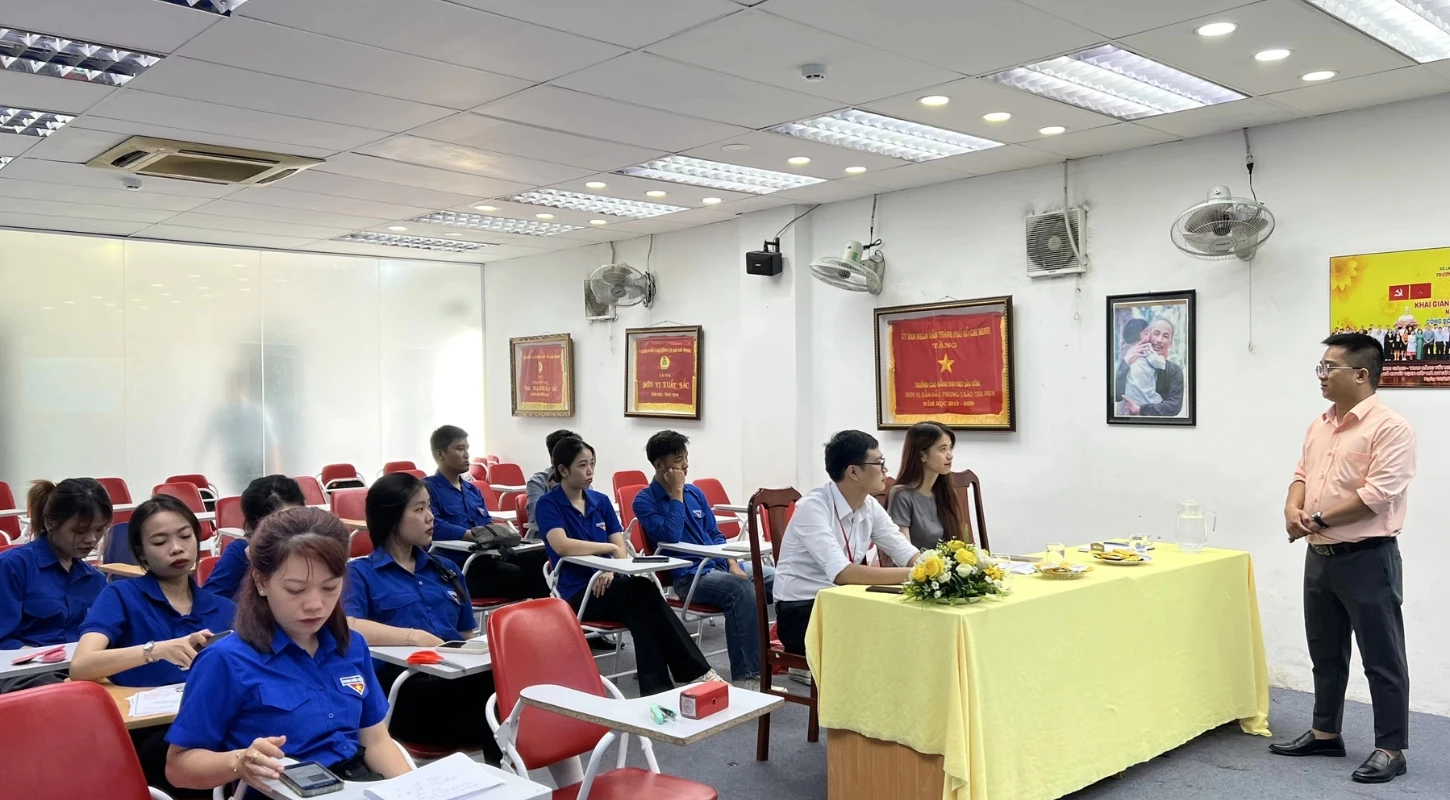 Conference On Strengthening The Executive Committee Of Dai Viet Saigon College | Dai Viet Saigon College